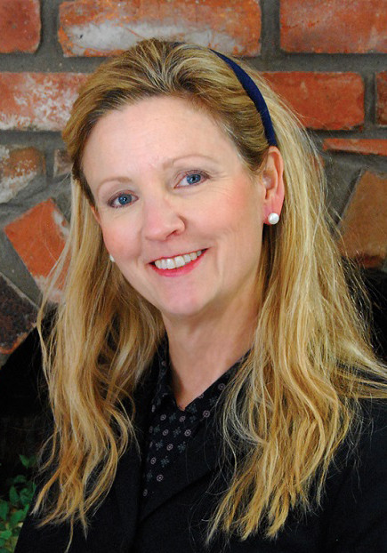 HollyHeaton headshot-new2